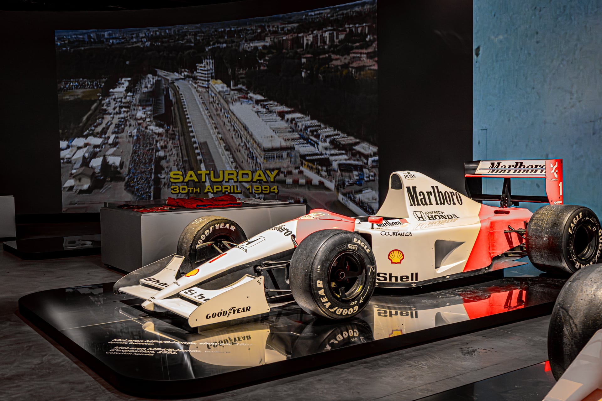 Senna's Formula 1 car, gridx, galleria 610